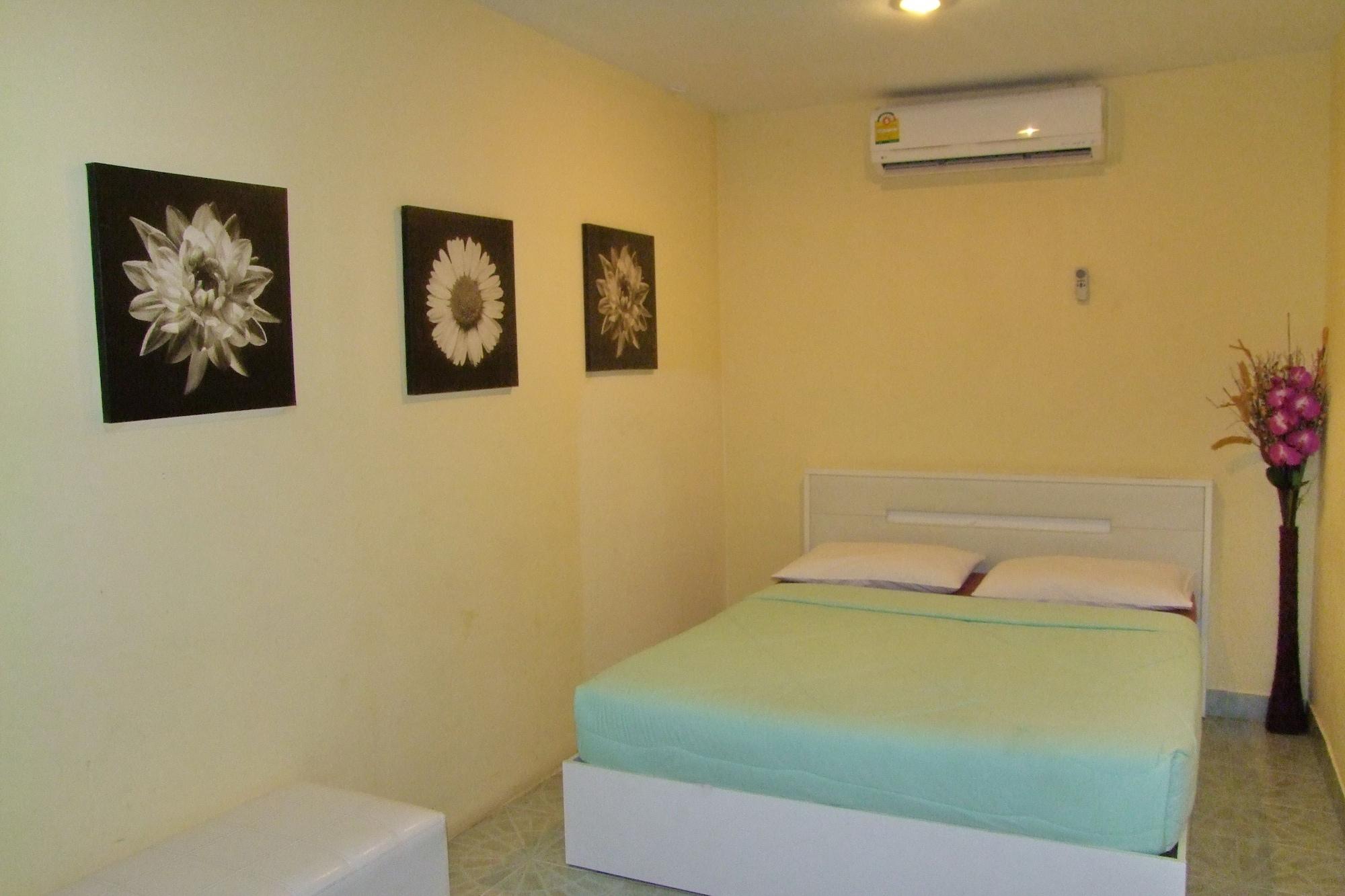 Aree'S House Hotel HHQ Exterior foto